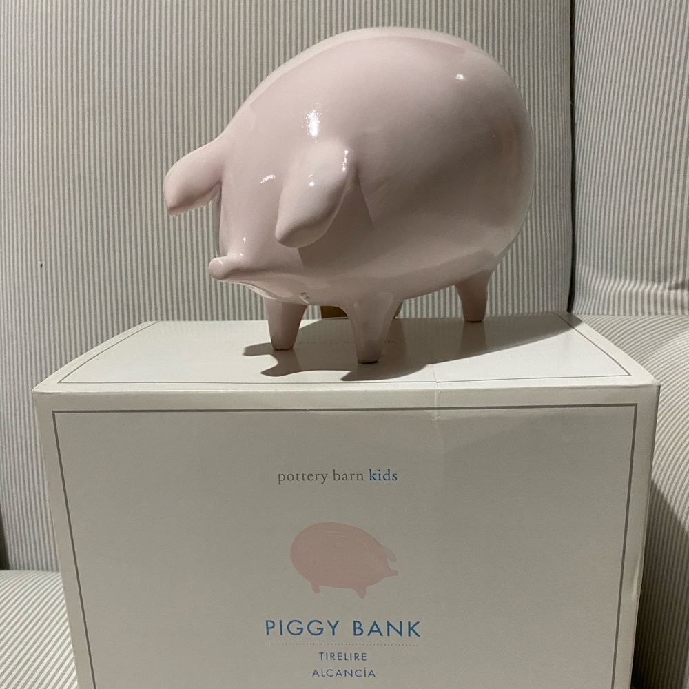 COPY - Pottery Barn Kids Piggy bank pink NWT in b…